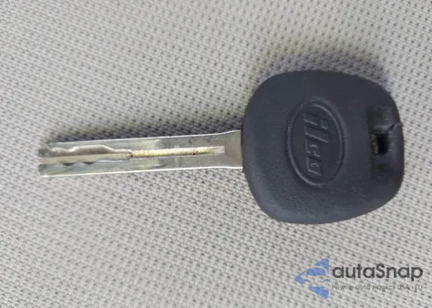 2021 Toyota Corolla Le from USA, damaged, VIN JTDEPMAE9MJ132144